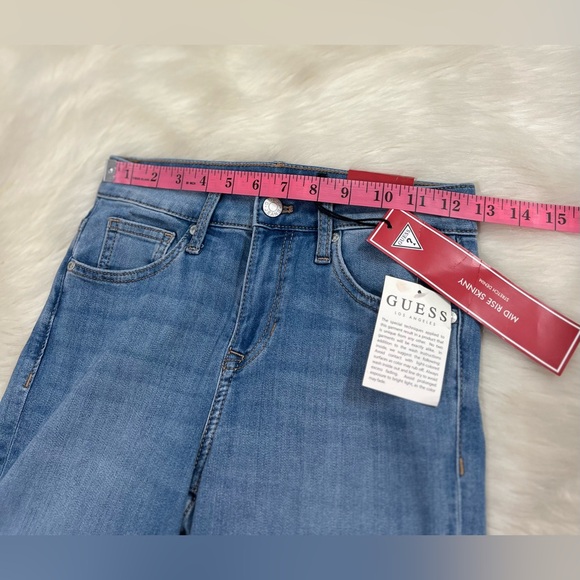 🆕 Guess Curvy Sophia Skinny Denim Jeans STRETCH Medium Wash, Mid-Rise 25X28 (2) - Picture 7 of 10